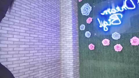 Snapshot of thiny_s chatting on 7, 12, 2024 thiny s online show from 7, 12, 2024