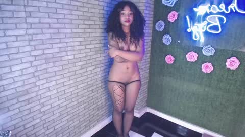 Snapshot of thiny_s chatting on 14, 12, 2024 thiny s online show from 14, 12, 2024