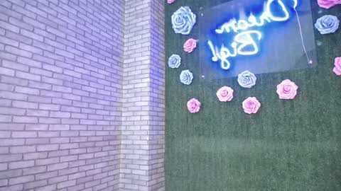 Snapshot of thiny_s chatting on 15, 12, 2024 thiny s online show from 15, 12, 2024