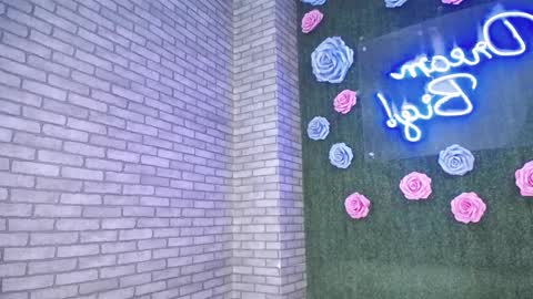 Snapshot of thiny_s chatting on 15, 12, 2024 thiny s online show from 15, 12, 2024