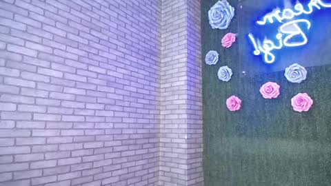 Snapshot of thiny_s chatting on 24, 12, 2024 thiny s online show from 24, 12, 2024