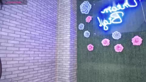 Snapshot of thiny_s chatting on 30, 12, 2024 thiny s online show from 30, 12, 2024