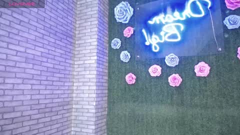 Snapshot of thiny_s chatting on 31, 12, 2024 thiny s online show from 31, 12, 2024