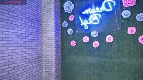 Snapshot of thiny_s chatting on 4, 1, 2025 thiny s online show from 4, 1, 2025