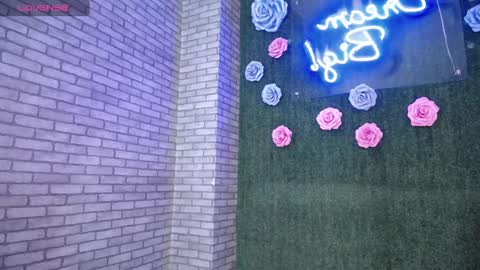 Snapshot of thiny_s chatting on 11, 1, 2025 thiny s online show from 11, 1, 2025