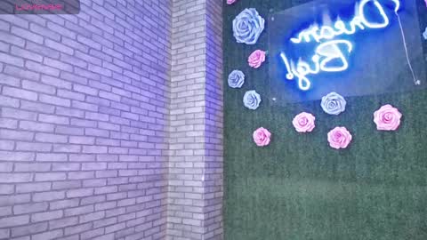 Snapshot of thiny_s chatting on 12, 1, 2025 thiny s online show from 12, 1, 2025