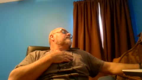 Snapshot of thisguy374 chatting on 2, 7, 2026 thisguy374 online show from 2, 7, 2026