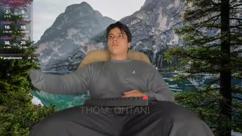 Snapshot of thom_ohtani chatting on 23, 4, 2026 thom_ohtani online show from 23, 4, 2026