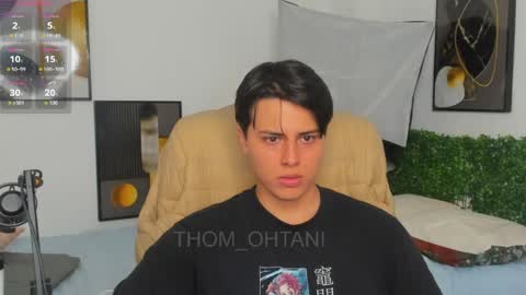 Snapshot of thom_ohtani chatting on 19, 5, 2026 thom_ohtani online show from 19, 5, 2026