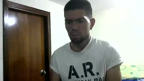 Snapshot of thomas2wood chatting on 13, 5, 2026 Thomas2Wood online show from 13, 5, 2026