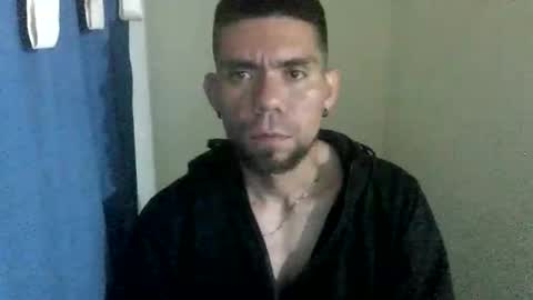 Snapshot of thomas2wood chatting on 23, 5, 2026 Thomas2Wood online show from 23, 5, 2026