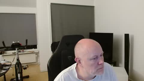 thomas315627 online show from 9, 6, 2026