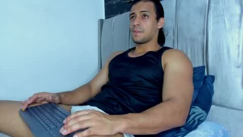 Snapshot of thomas777__ chatting on 24, 5, 2026 Thomas online show from 24, 5, 2026