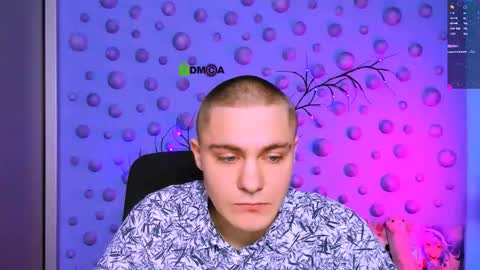 thomas_crow online show from 19, 12, 2025