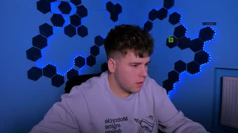 thomas_crow online show from 21, 2, 2026