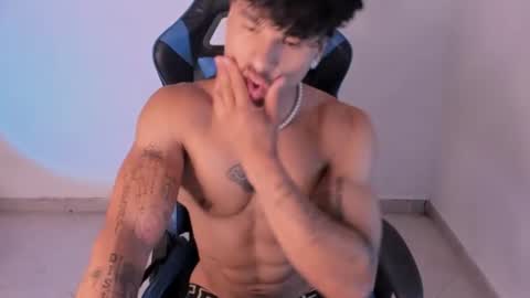 Snapshot of thomas_fit1 chatting on 27, 6, 2026 Thomas 3 JUST STAY AND BE MY LAST LOVE online show from 27, 6, 2026