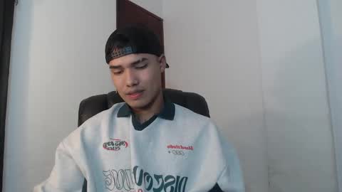 Thomas online show from 12, 12, 2024