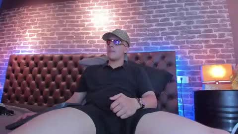 Snapshot of thomas_may4rs chatting on 23, 2, 2025 ---Thomas--- online show from 23, 2, 2025