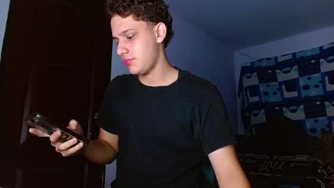 ---Thomas--- online show from 19, 11, 2025