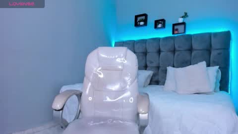 Thomas online show from 2, 2, 2026