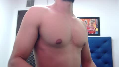 Snapshot of thomas_neuman chatting on 24, 1, 2025 Thomas online show from 24, 1, 2025