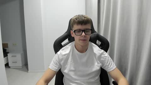 Snapshot of thomas_shelbivip chatting on 14, 1, 2025 Tomas online show from 14, 1, 2025