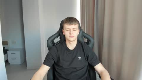 Snapshot of thomas_shelbivip chatting on 15, 1, 2025 Tomas online show from 15, 1, 2025