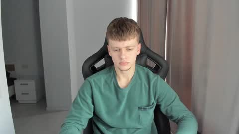 Snapshot of thomas_shelbivip chatting on 26, 1, 2025 Tomas online show from 26, 1, 2025