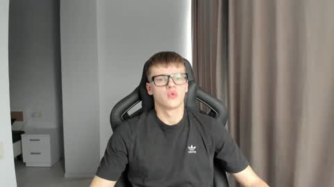 Snapshot of thomas_shelbivip chatting on 30, 1, 2025 Tomas online show from 30, 1, 2025