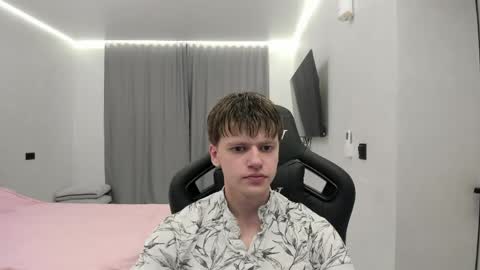 Tomas online show from 4, 4, 2026