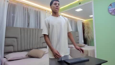 Snapshot of thomas_valkov chatting on 27, 5, 2026 Thomas Valkov online show from 27, 5, 2026