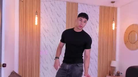 Thomas online show from 14, 10, 2025