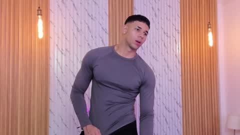 Thomas online show from 1, 12, 2025