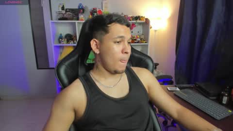 Snapshot of thomascollins__ chatting on 23, 9, 2025 Thomas online show from 23, 9, 2025