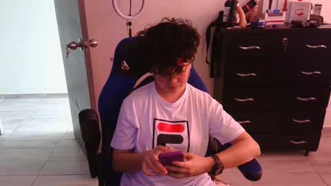 Snapshot of thomascooper_cams chatting on 10, 2, 2025 VALERIA online show from 10, 2, 2025