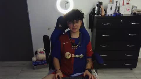 Snapshot of thomascooper_cams chatting on 28, 2, 2025 VALERIA online show from 28, 2, 2025