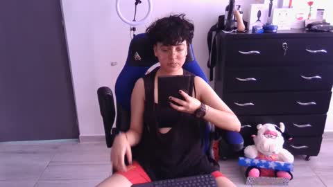 Snapshot of thomascooper_cams chatting on 8, 3, 2025 VALERIA online show from 8, 3, 2025