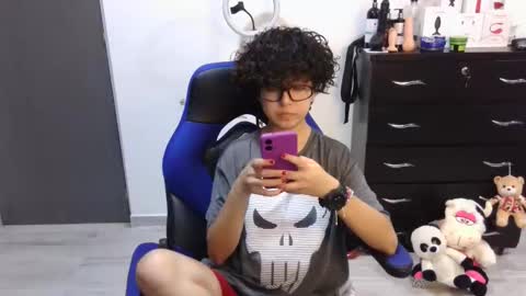Snapshot of thomascooper_cams chatting on 15, 9, 2025 VALERIA online show from 15, 9, 2025