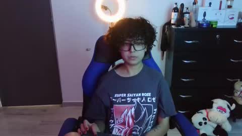 Snapshot of thomascooper_cams chatting on 4, 10, 2025 VALERIA online show from 4, 10, 2025