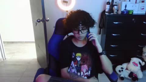 Snapshot of thomascooper_cams chatting on 16, 10, 2025 VALERIA online show from 16, 10, 2025