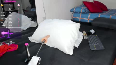 thomass royy online show from 25, 2, 2025