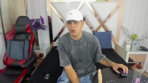 Snapshot of thomasthund chatting on 6, 1, 2026 thomasthund online show from 6, 1, 2026