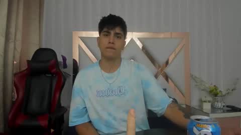 Snapshot of thomasthund chatting on 8, 1, 2026 thomasthund online show from 8, 1, 2026