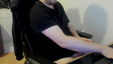 Snapshot of thommy2008 chatting on 6, 12, 2024 thommy2008 online show from 6, 12, 2024