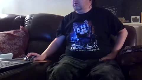 Snapshot of thomsam88 chatting on 1, 3, 2025 Thomsam88 check out my bio for loads of hot videos mmmmmmmmmm online show from 1, 3, 2025