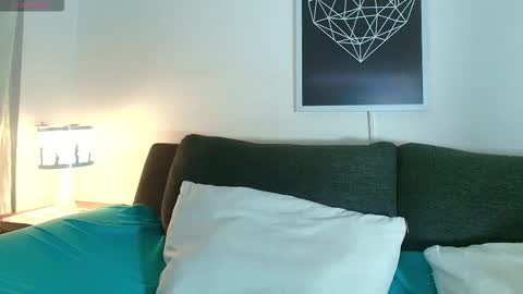 Snapshot of thomylov chatting on 11, 10, 2025 thomylov online show from 11, 10, 2025