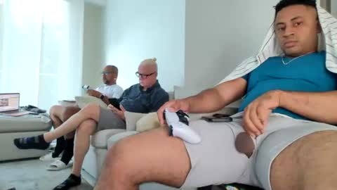 Snapshot of thonybrian chatting on 21, 7, 2026 thonybrian online show from 21, 7, 2026