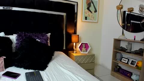 thriana online show from 11, 6, 2026