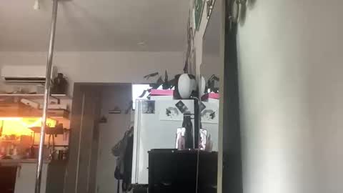 Snapshot of throatyygoat chatting on 4, 11, 2025 throatyygoat online show from 4, 11, 2025