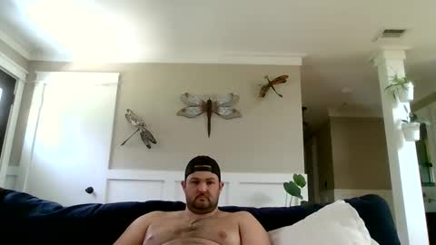 Snapshot of throwaway00000007 chatting on 24, 4, 2026 Make me explode please... online show from 24, 4, 2026